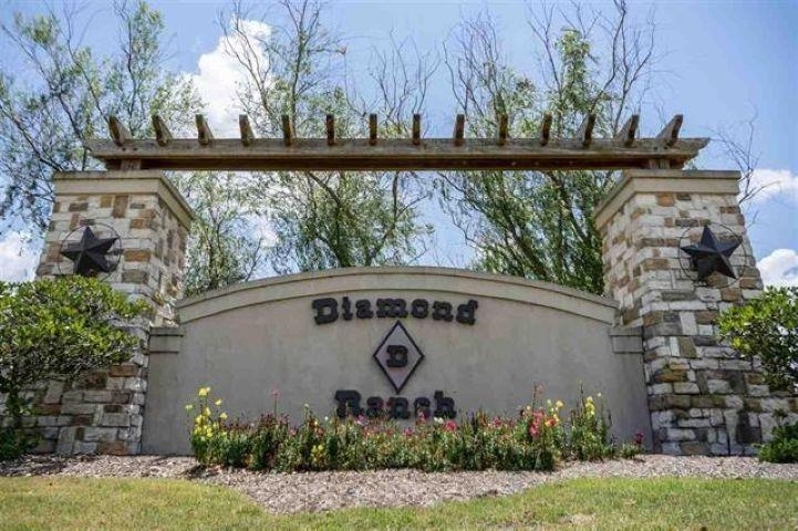 Property Photo: 3460 S Pine Island Levee Rd TX 77713