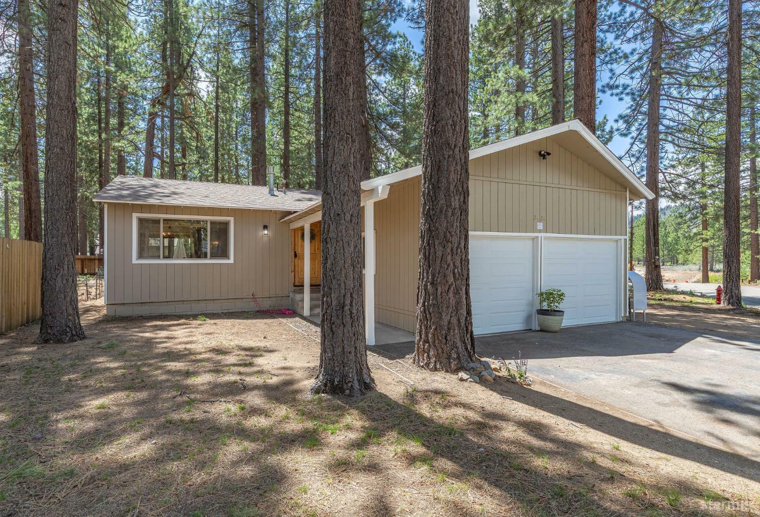 Property Photo: 2126 Helen Avenue CA 96150