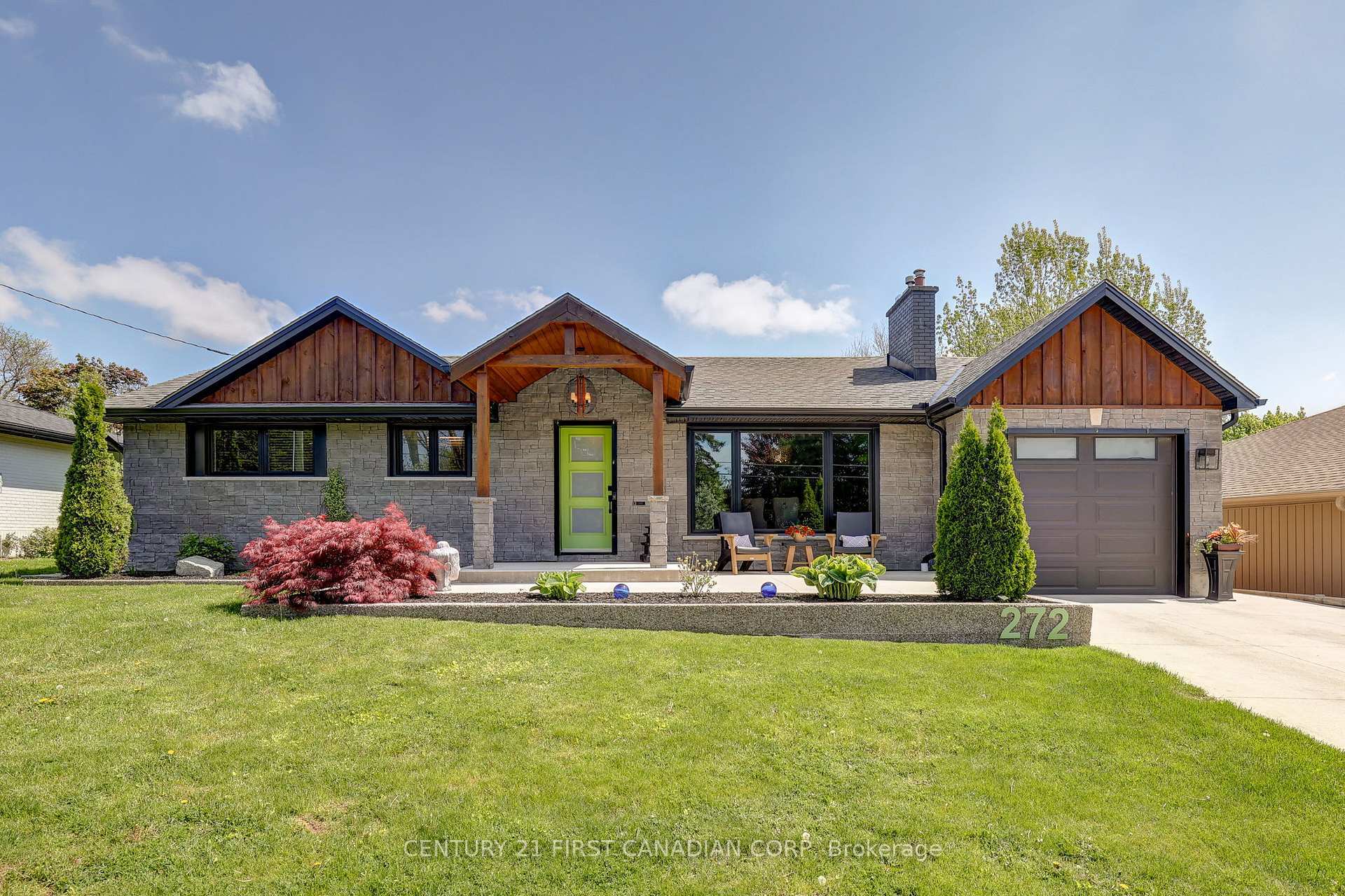 Photo de la propriété: 272 Deer Park Circle ON N6H 3C1