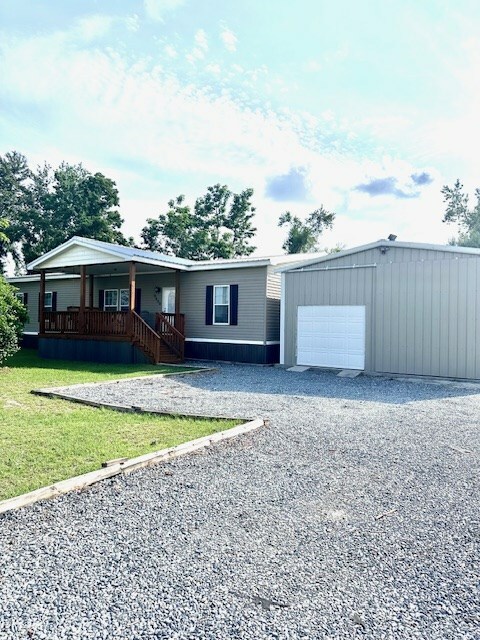 Property Photo:  6400 George Rd  GA 31636 