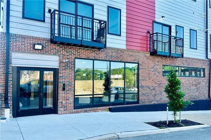 Property Photo: 3809 Liberty Ave 306 PA 15201