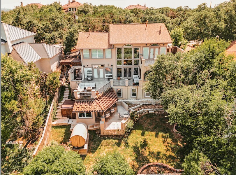 Property Photo: 3711 Highland Drive TX 78734