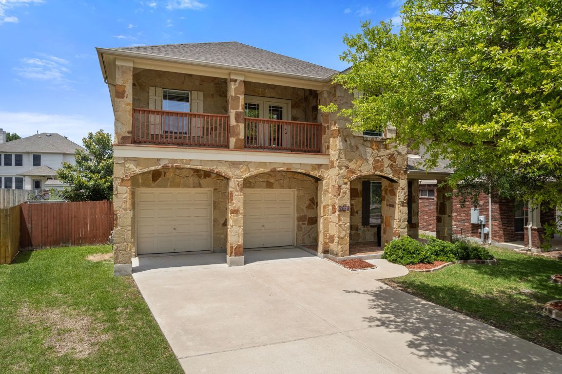 Property Photo: 3619 Fossilwood Way TX 78681