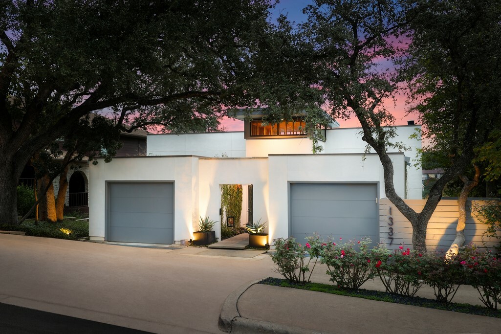 Property Photo: 1337 Spyglass Drive TX 78746
