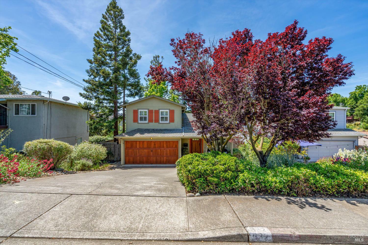 Property Photo: 632 E K Street CA 94510