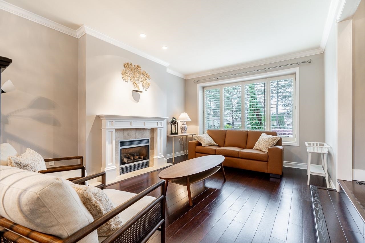 Photo de la propriété: 5976 Southpark Grove BC V3X 2B9