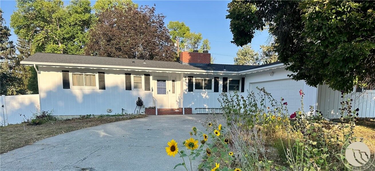 Property Photo:  2910 Glacier Drive  MT 59102 