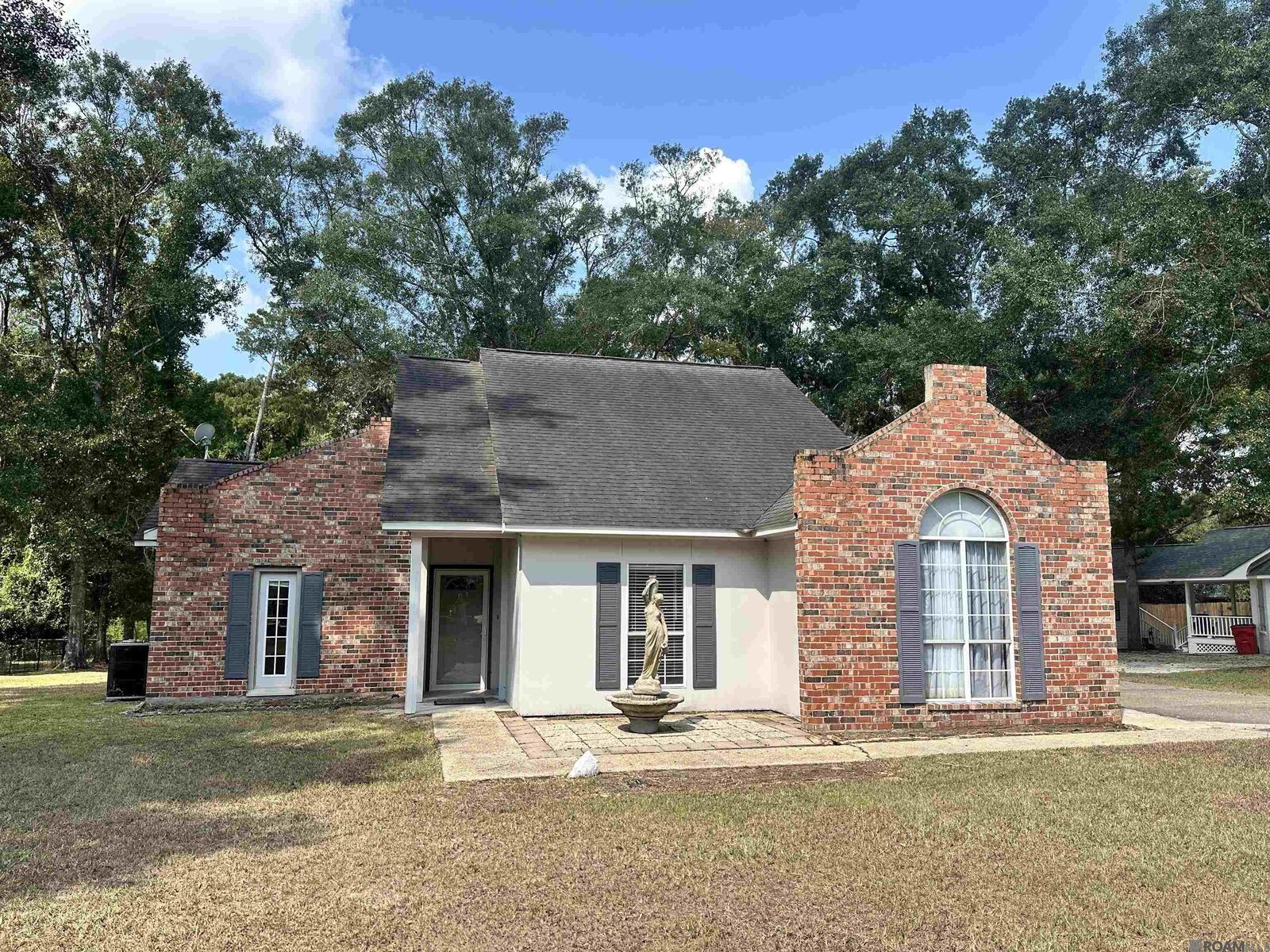 Property Photo:  17419 Summerfield Rd North  LA 70769 