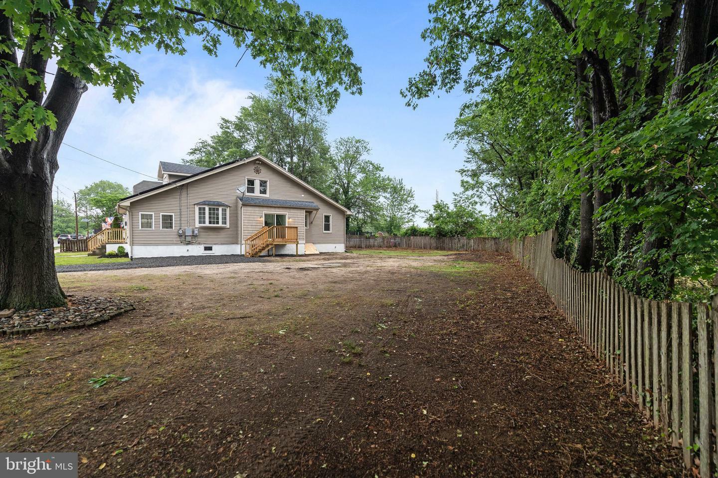 Property Photo:  307 Hazel Avenue  NJ 08093 