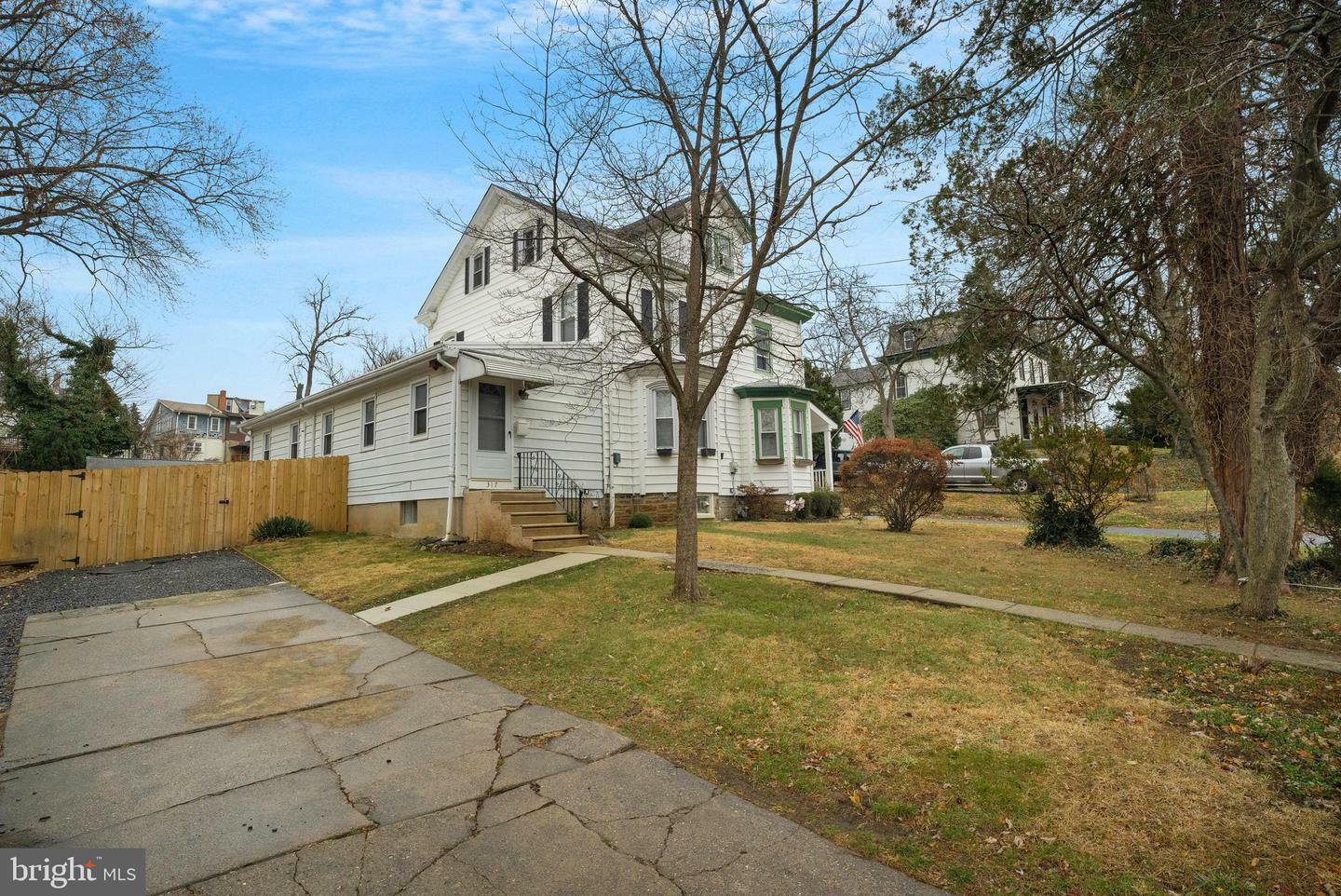 Property Photo: 317 W Laurel Avenue PA 19012