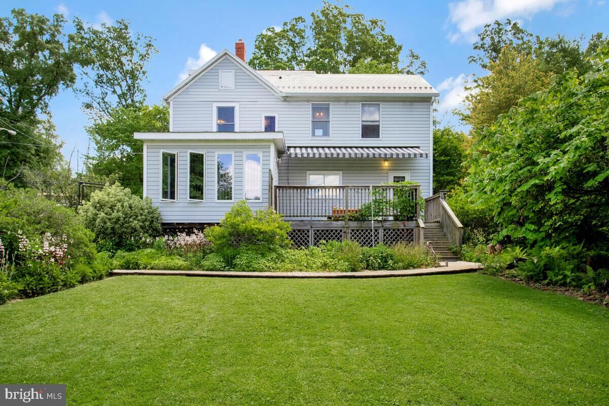 Property Photo:  22350 Old Hundred Road  MD 20838 
