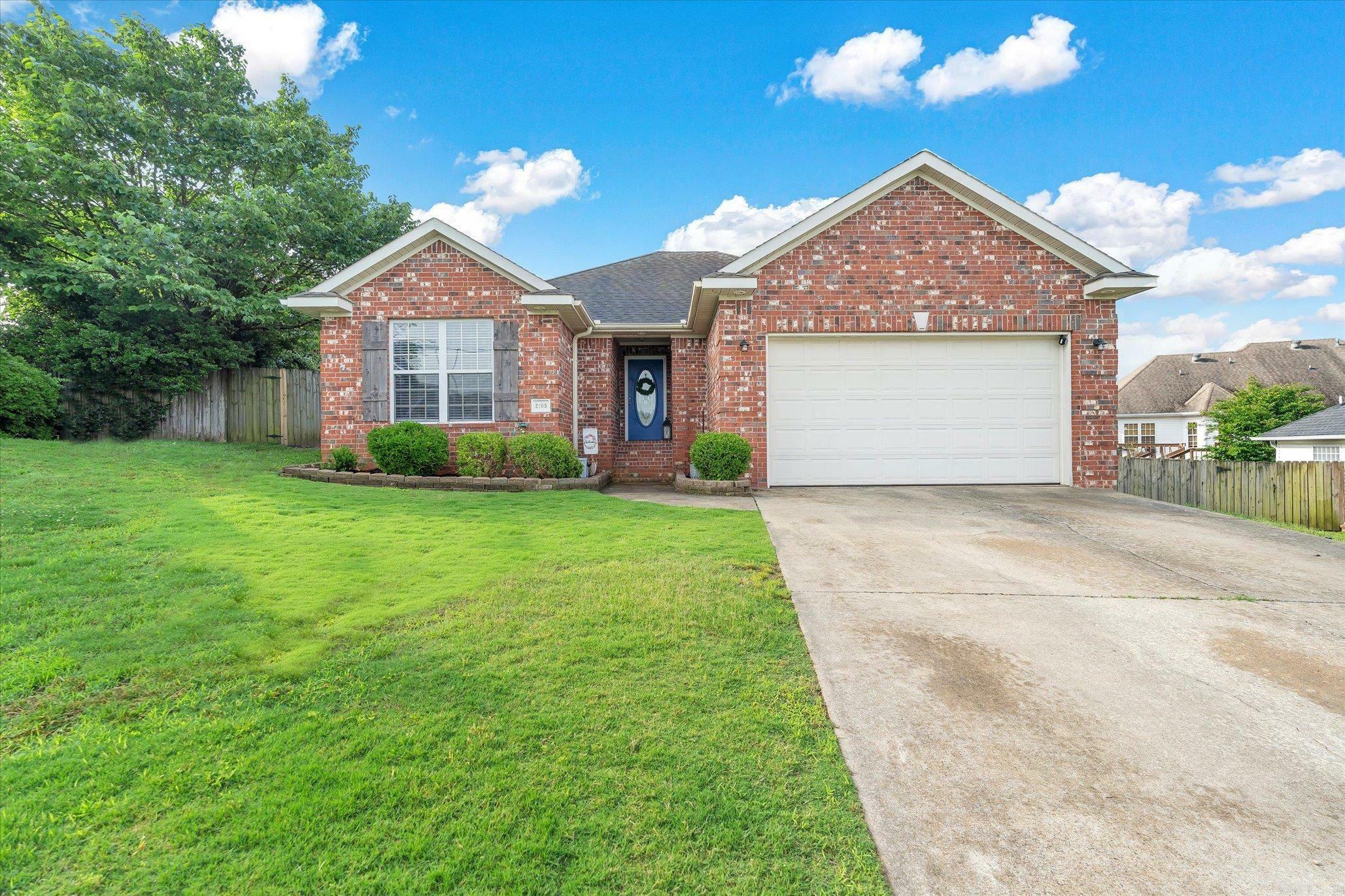 Property Photo: 2105 Quarry Cove AR 72404