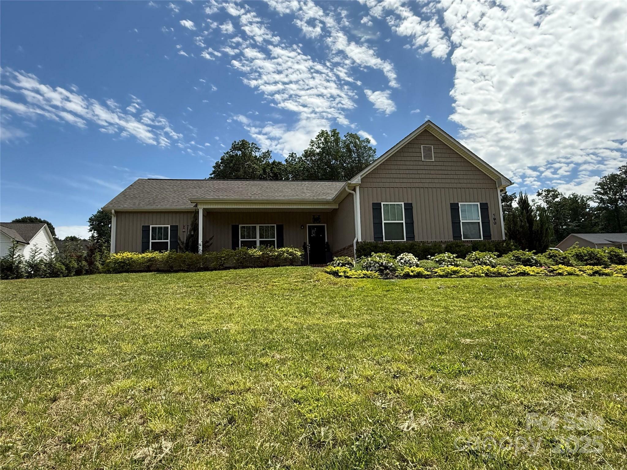 Property Photo: 190 Watering Trough Road NC 28677