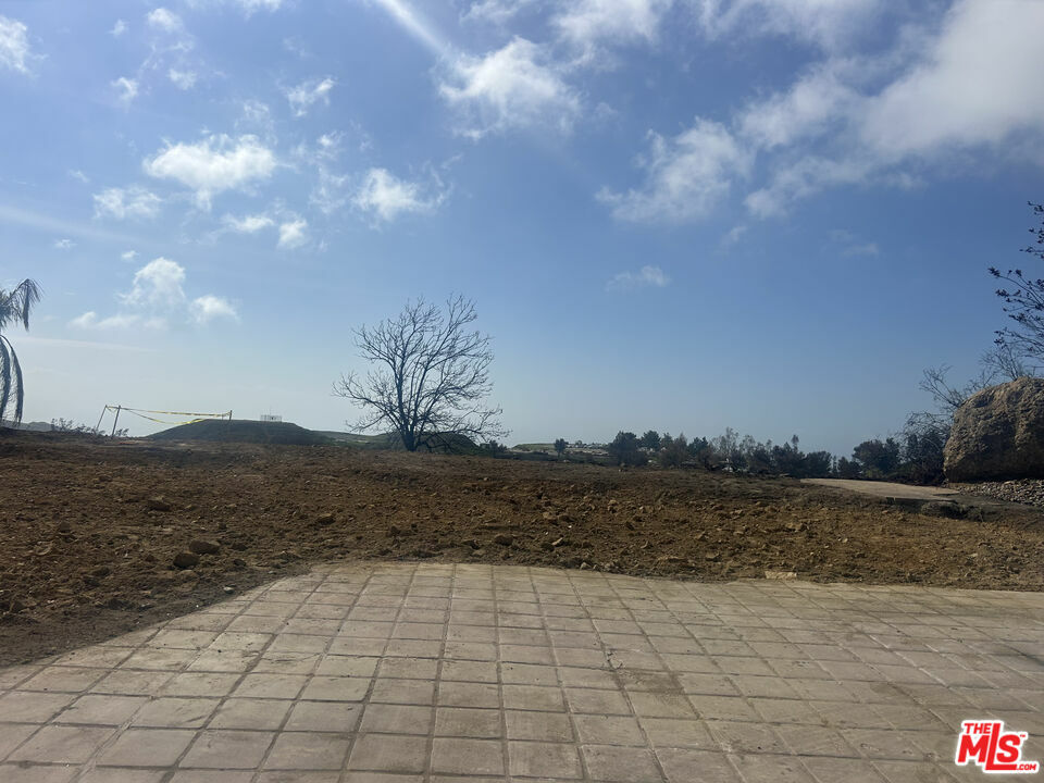 Property Photo: 23208 W Paloma Blanca Dr CA 90265