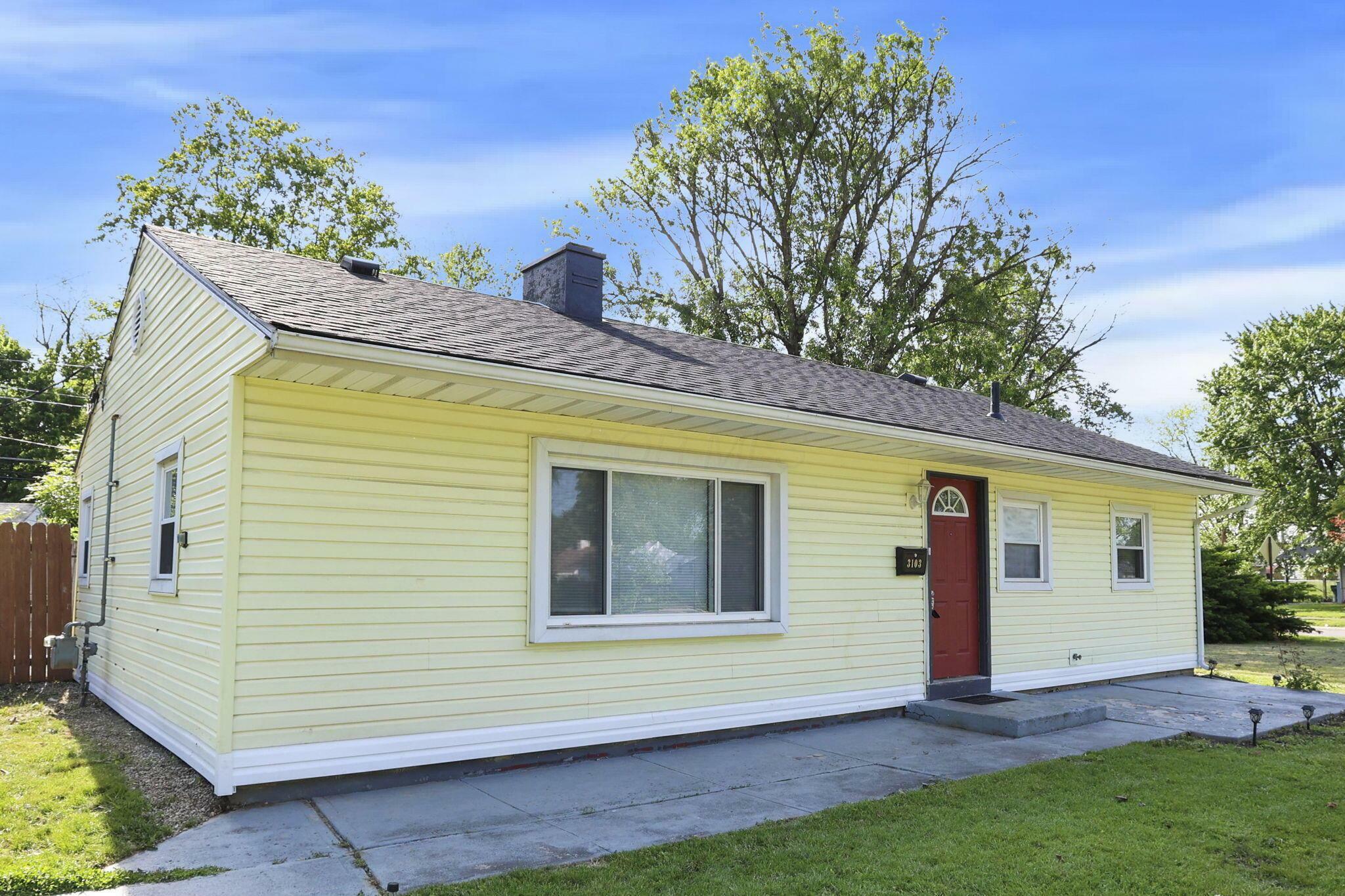 Property Photo: 3103 Astor Avenue OH 43227
