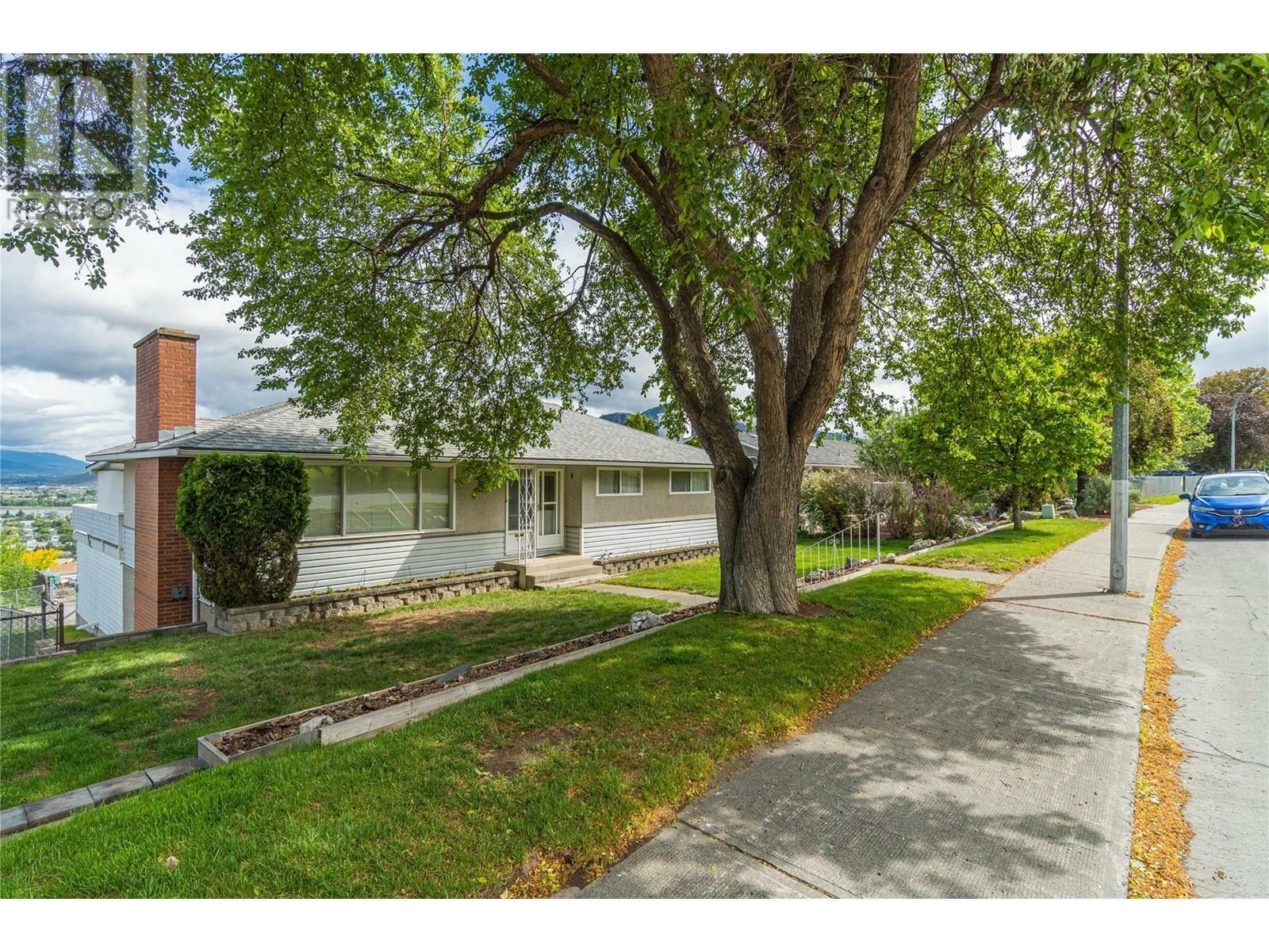 Property Photo: 514 Battle Street West BC V2C 1H2