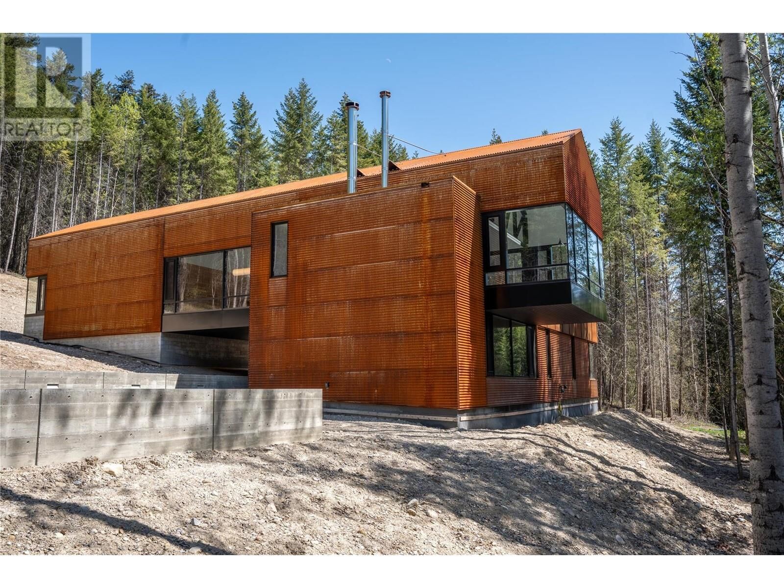 Property Photo: 2060 McMurdo Road BC V0A 1H0