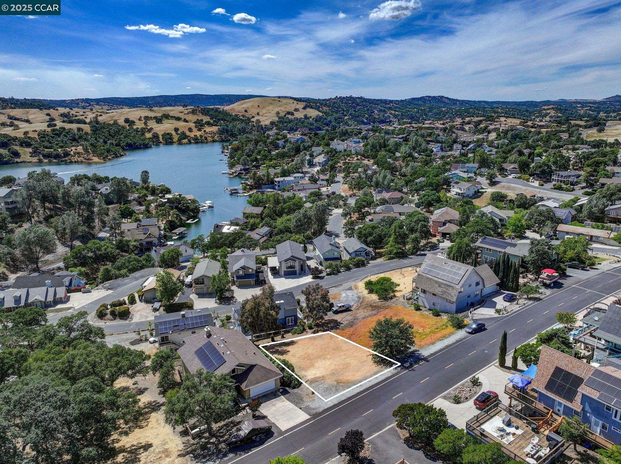 Property Photo: 584 Poker Flat Rd CA 95228