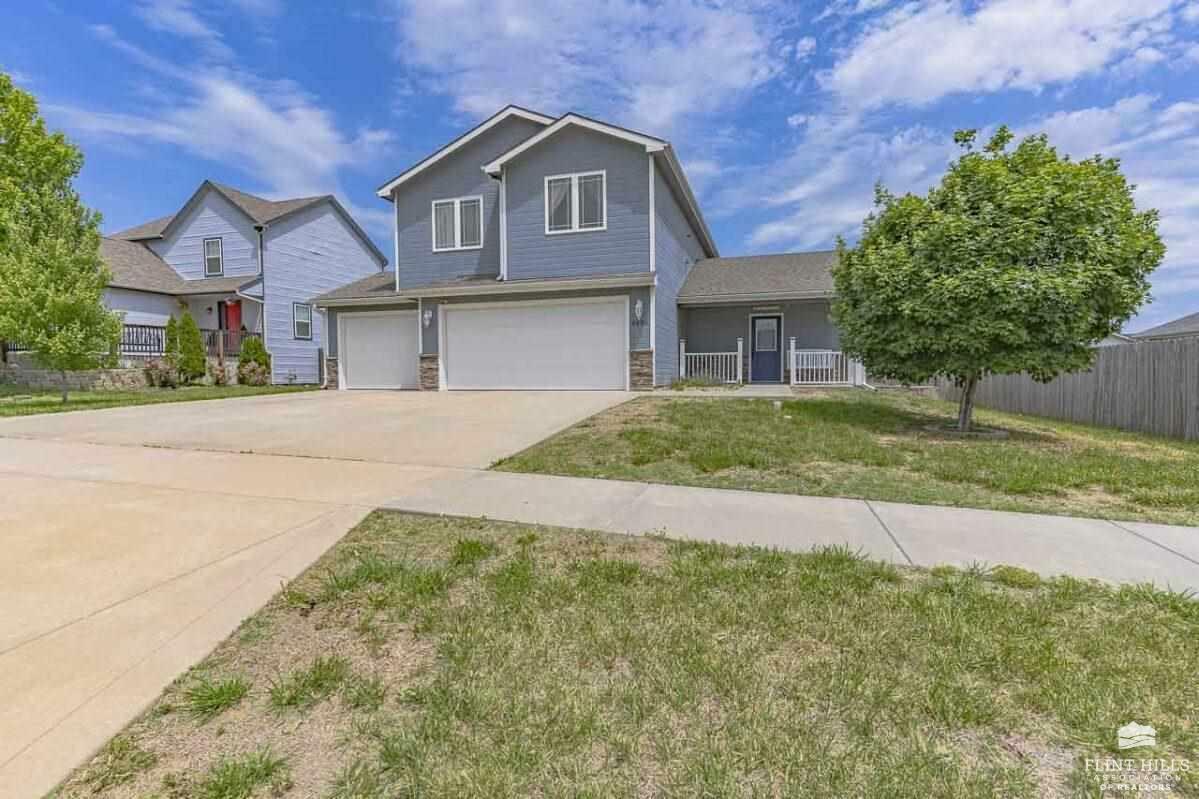 4495 Periwinkle Drive  Manhattan KS 66502 photo