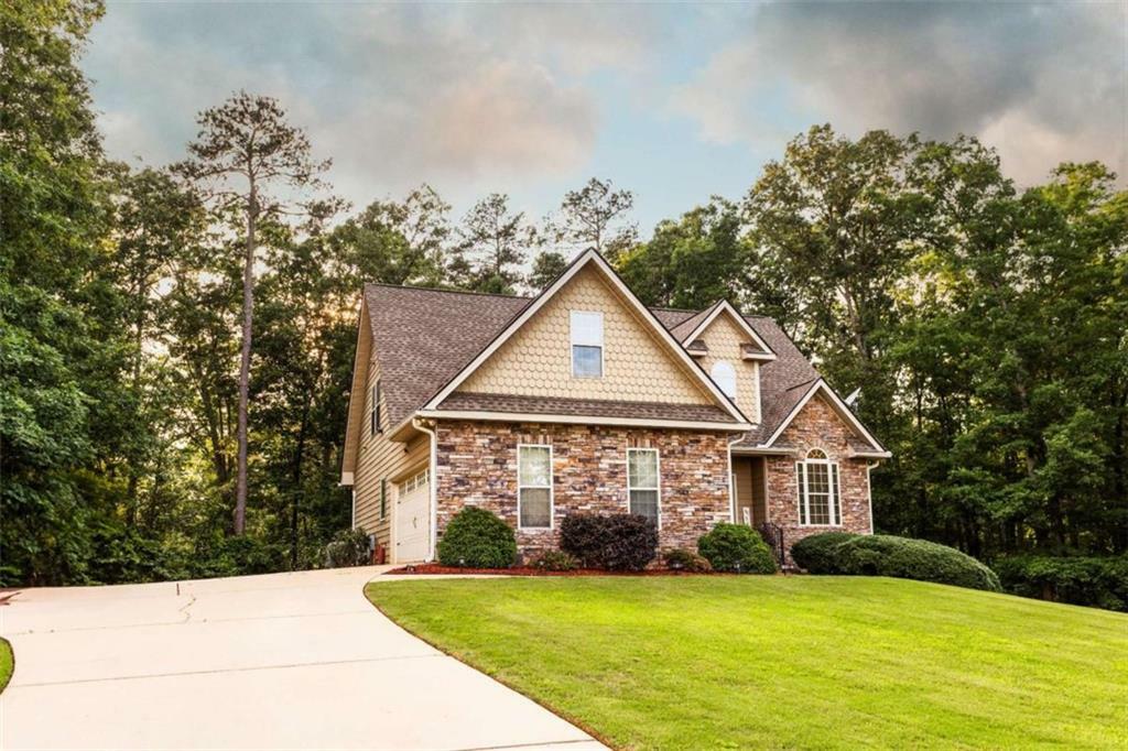 Property Photo: 200 Scouts Ridge Drive GA 30016