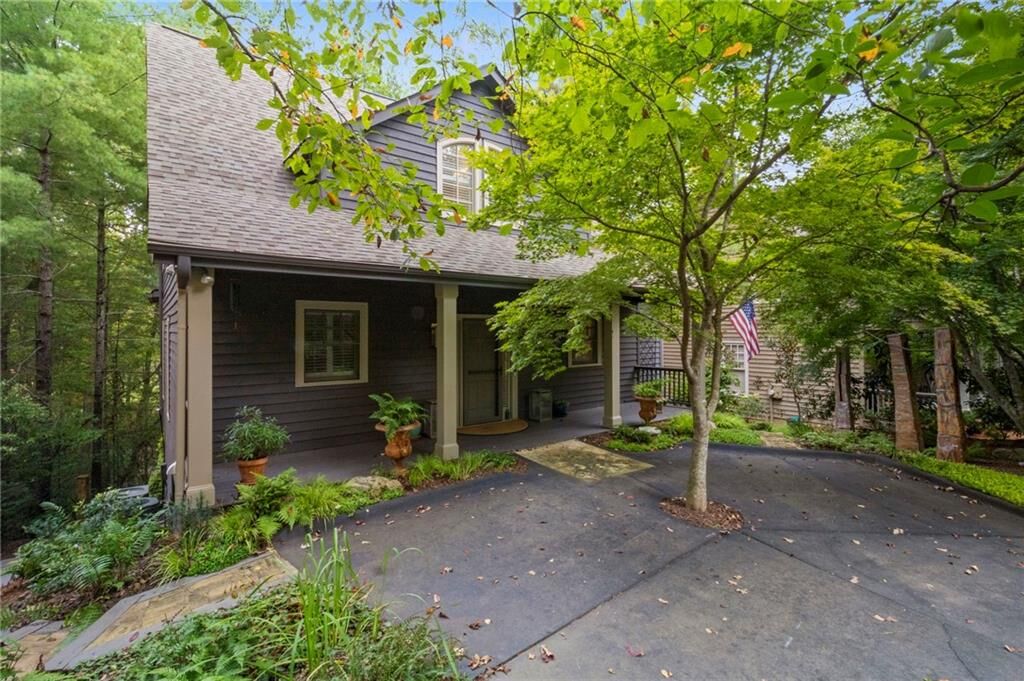 Property Photo:  212 Chestnut Rise Trail  GA 30143 