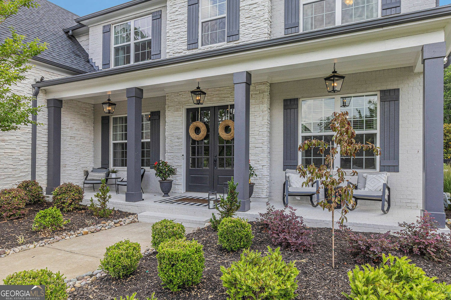 Property Photo: 1865 Henley Way GA 30009