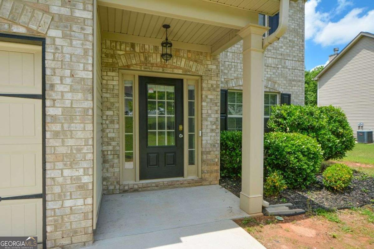 Property Photo: 917 Revere Way GA 30228