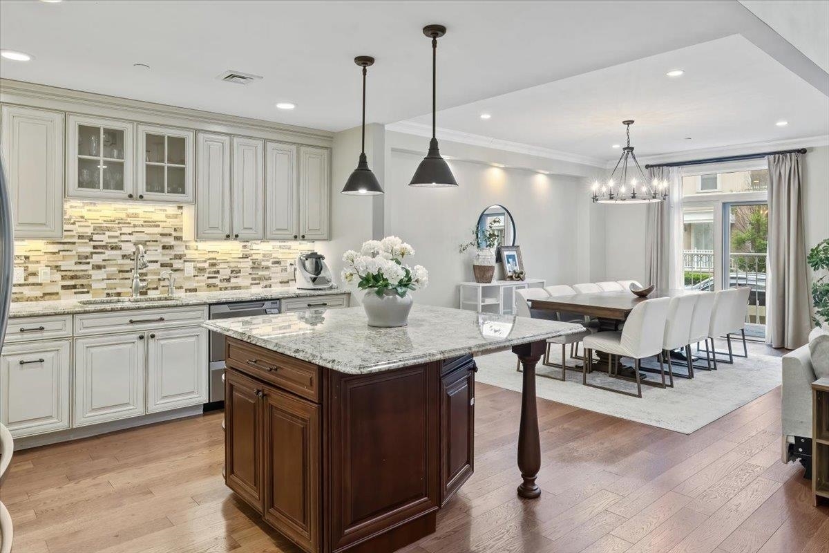 Property Photo: 208 Shearwater Ct West 15 NJ 07305