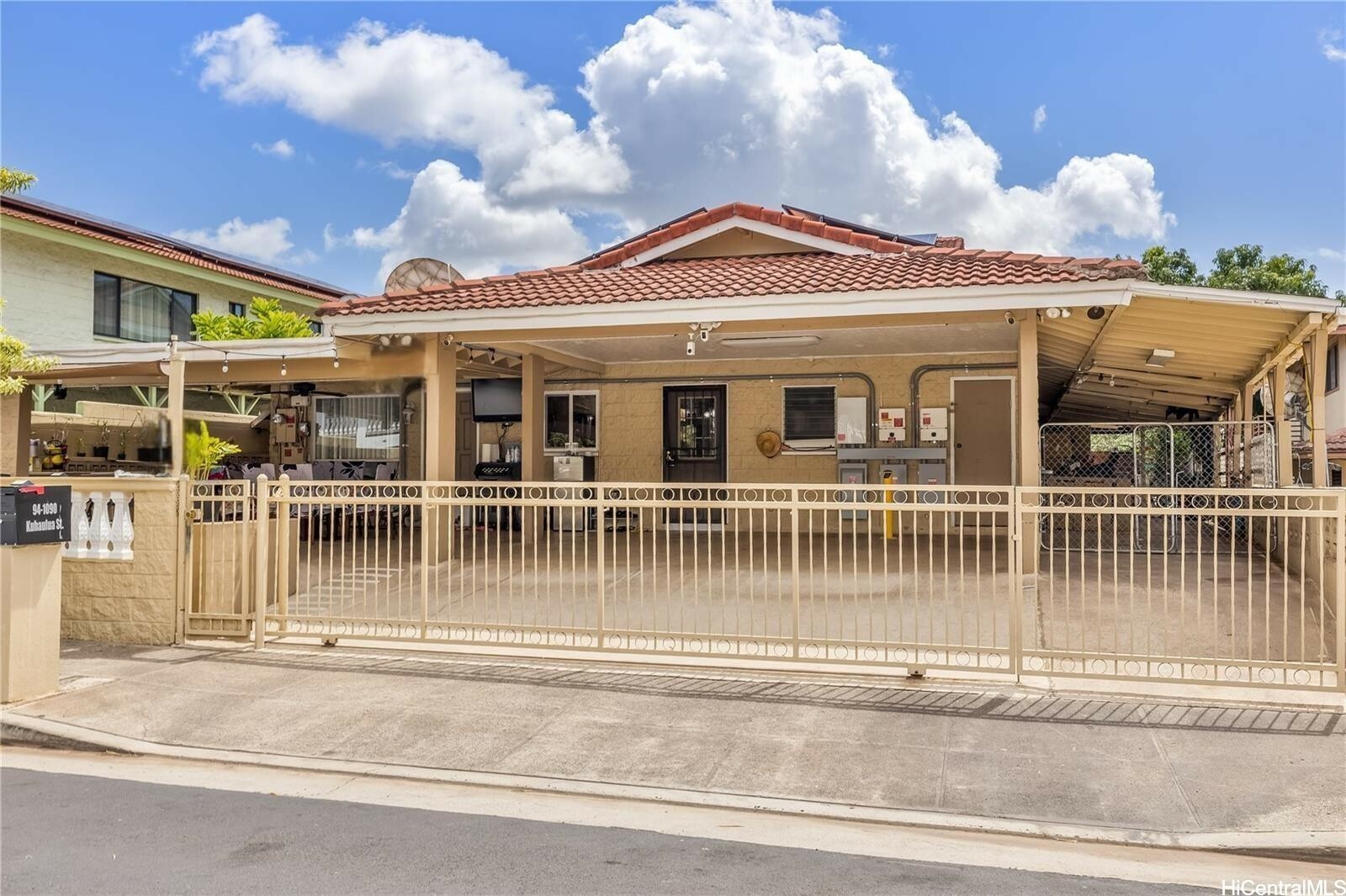 Property Photo: 94-1090 Kuhaulua Street HI 96797