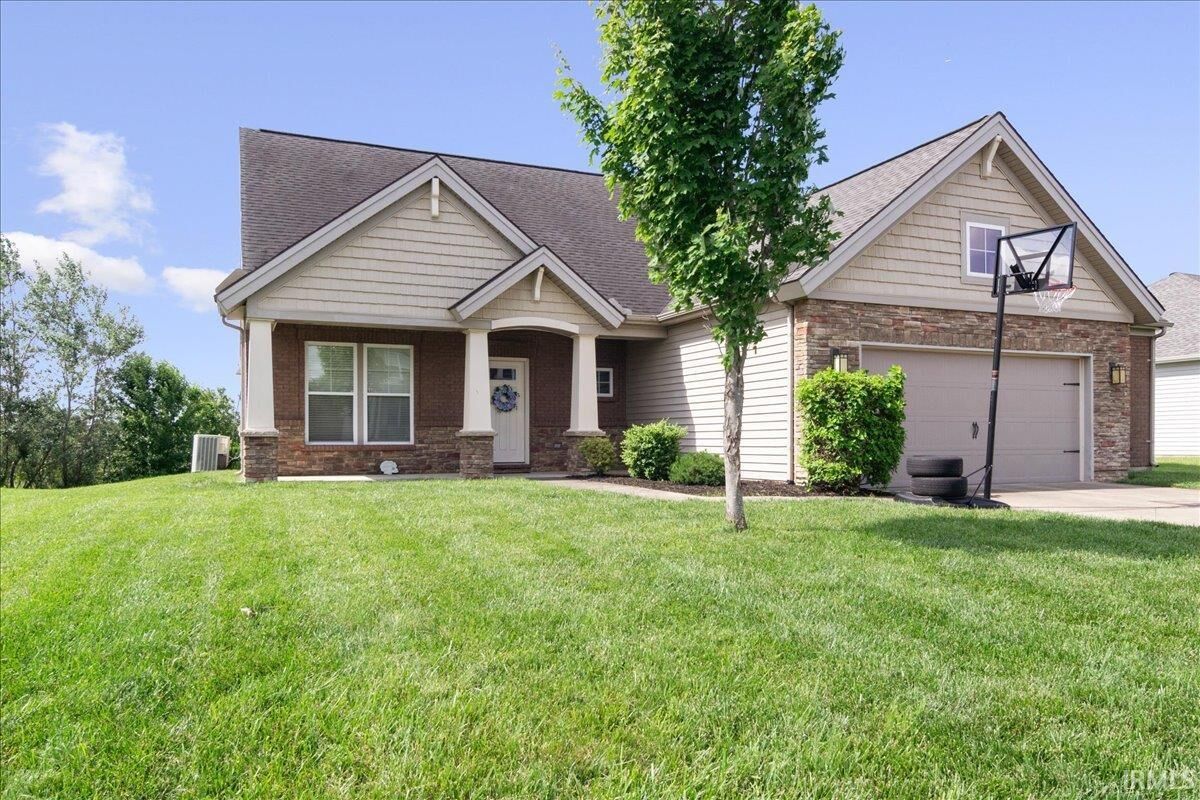 Property Photo: 3102 Paradise Circle IN 47630