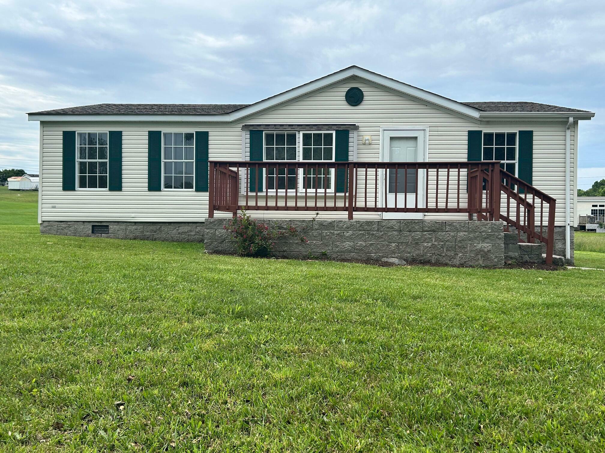 Property Photo: 105 North Hart Road KY 42503