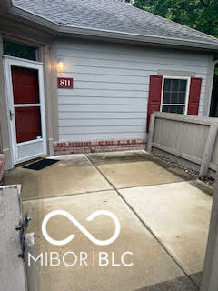 Property Photo: 811 Gazebo Way IN 46142