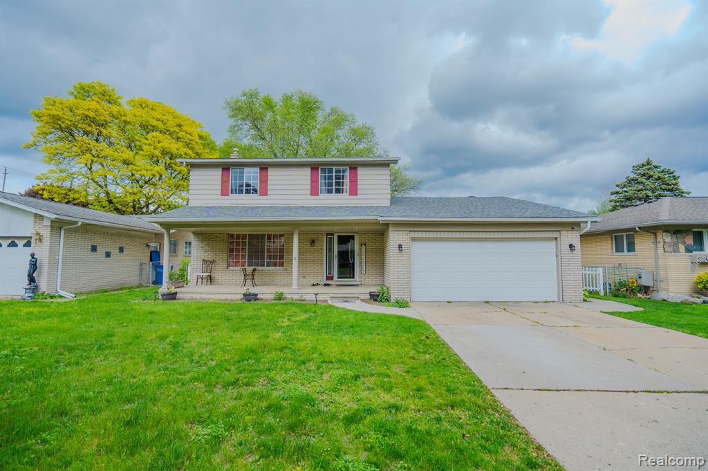 Property Photo:  32904 Surow Drive  MI 48093 8124 