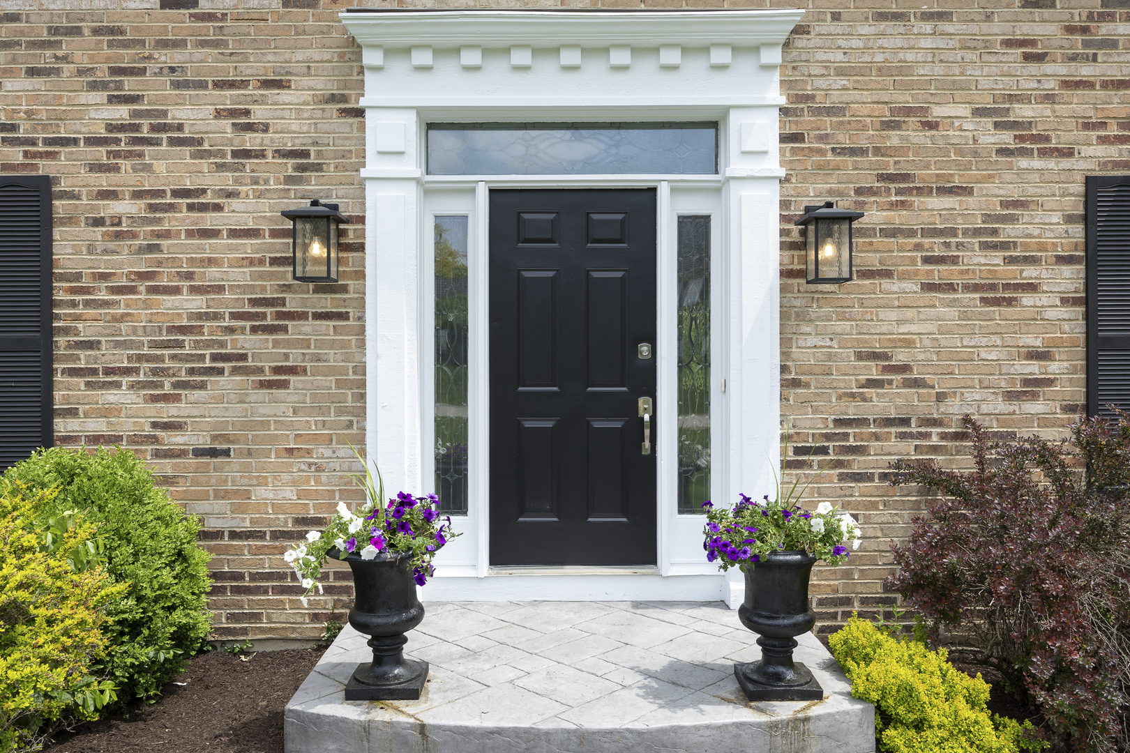 Property Photo: 20707 N Swansway IL 60010