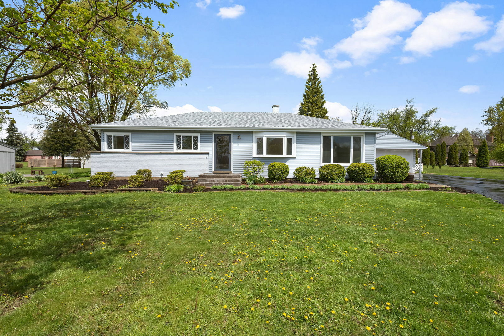Property Photo: 646 68th Street IL 60527