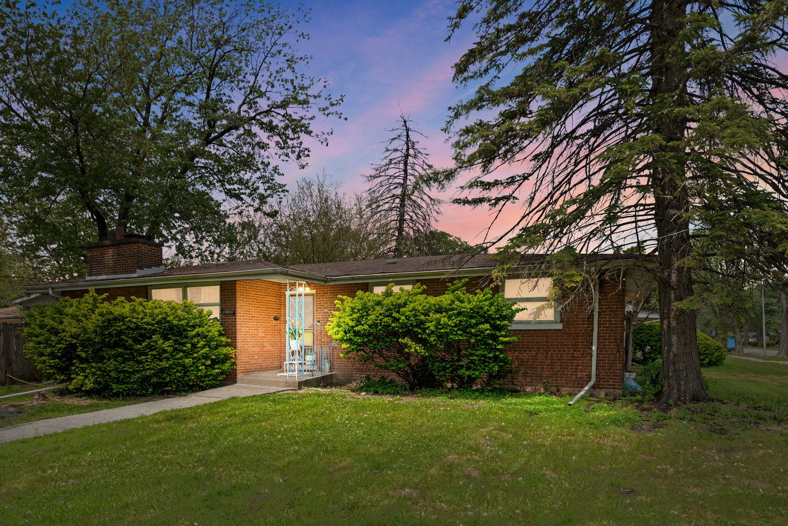 Property Photo: 14844 Dearborn Street IL 60419
