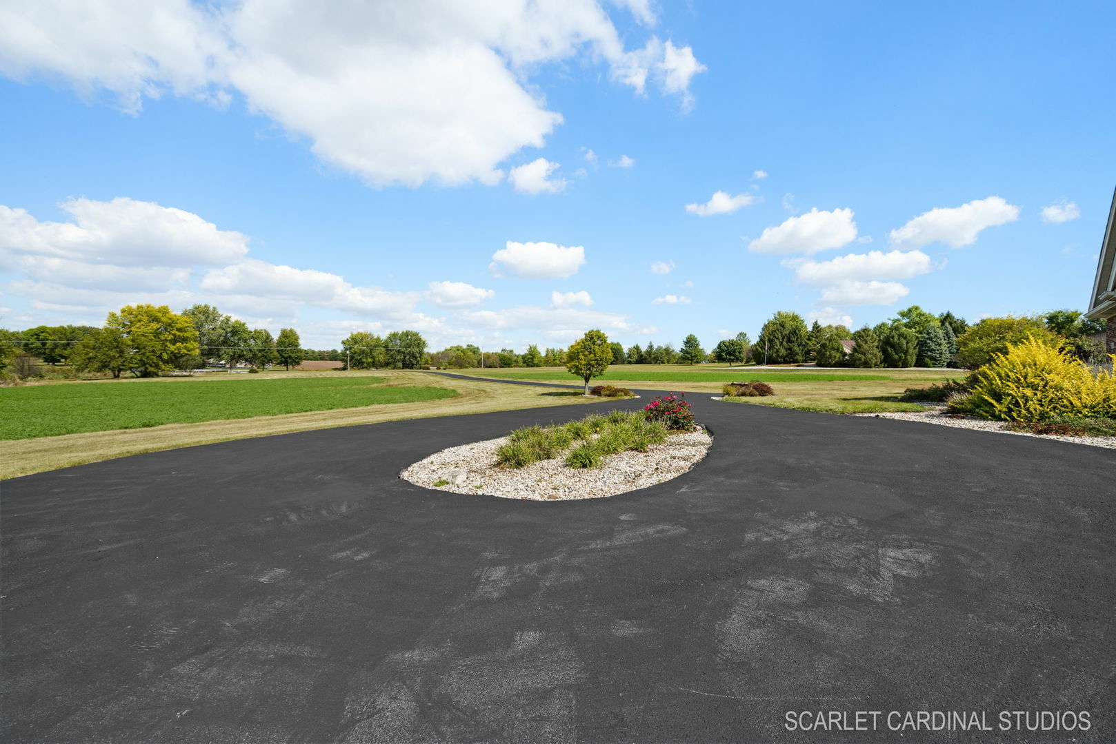 Property Photo:  1502 Cherry Road  IL 60543 