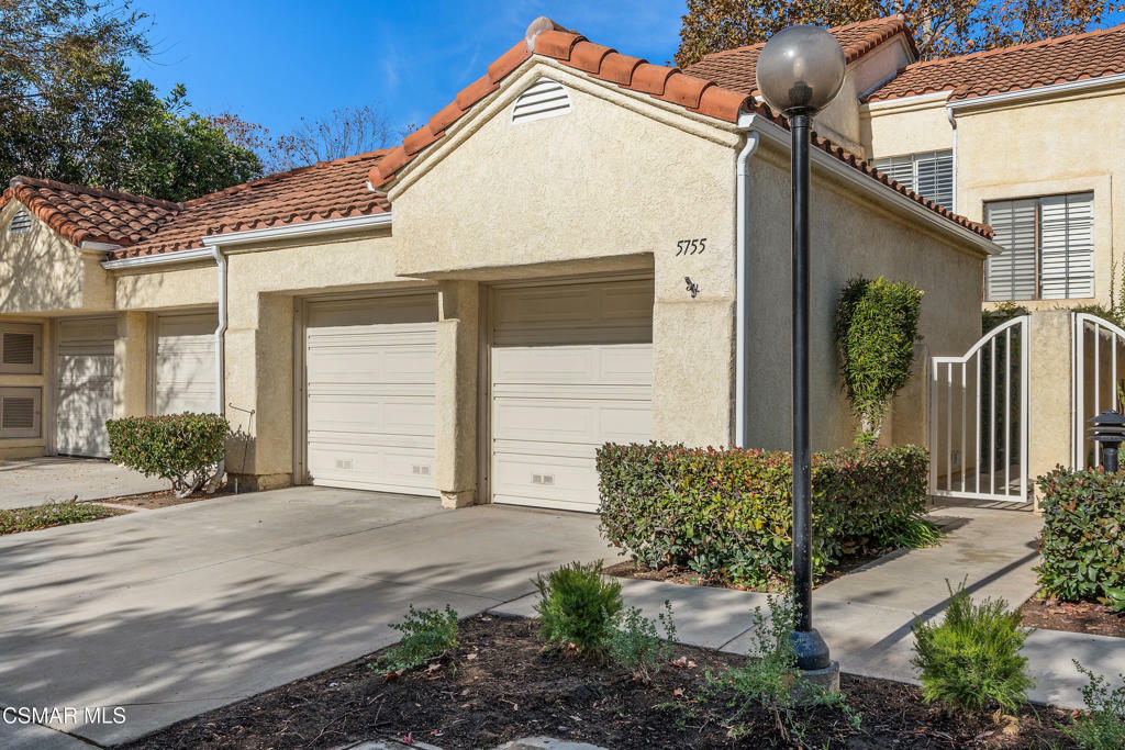 Property Photo: 5755 Recodo Way CA 93012