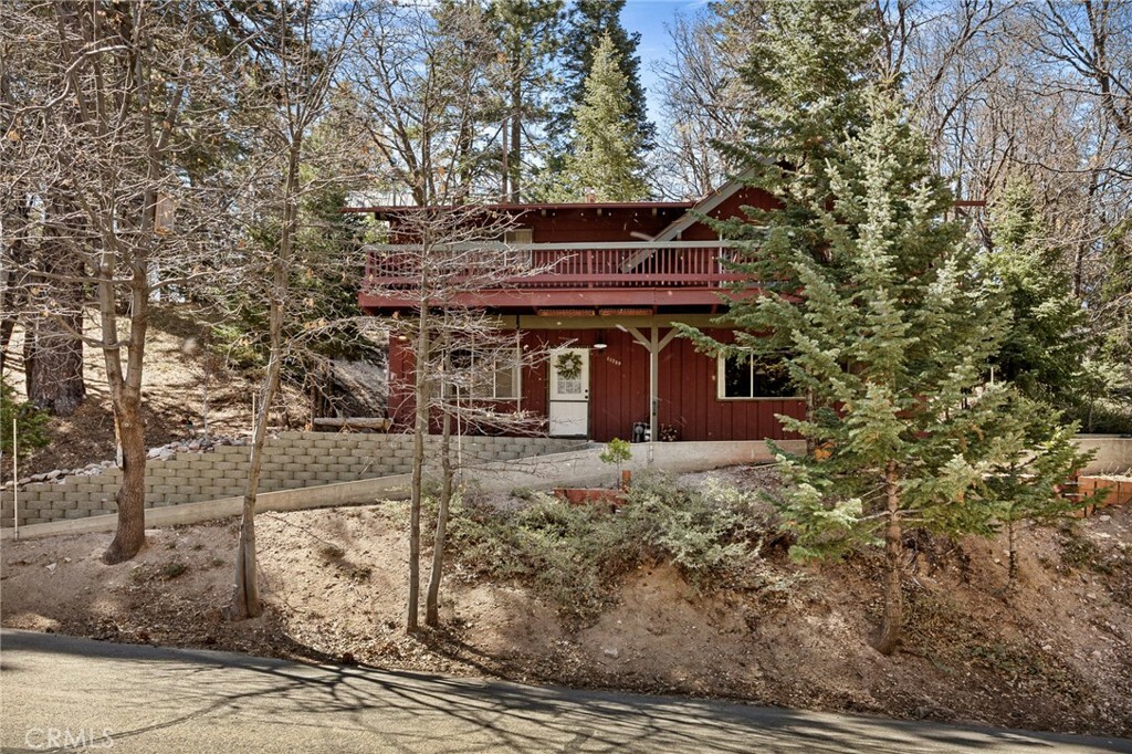 Property Photo: 33259 Wild Rose Drive CA 92341