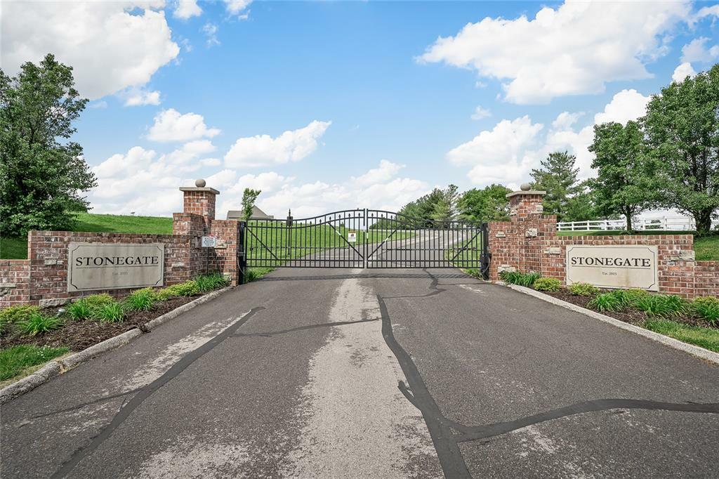 Property Photo: 23 Stonegate Estates Drive MO 63349