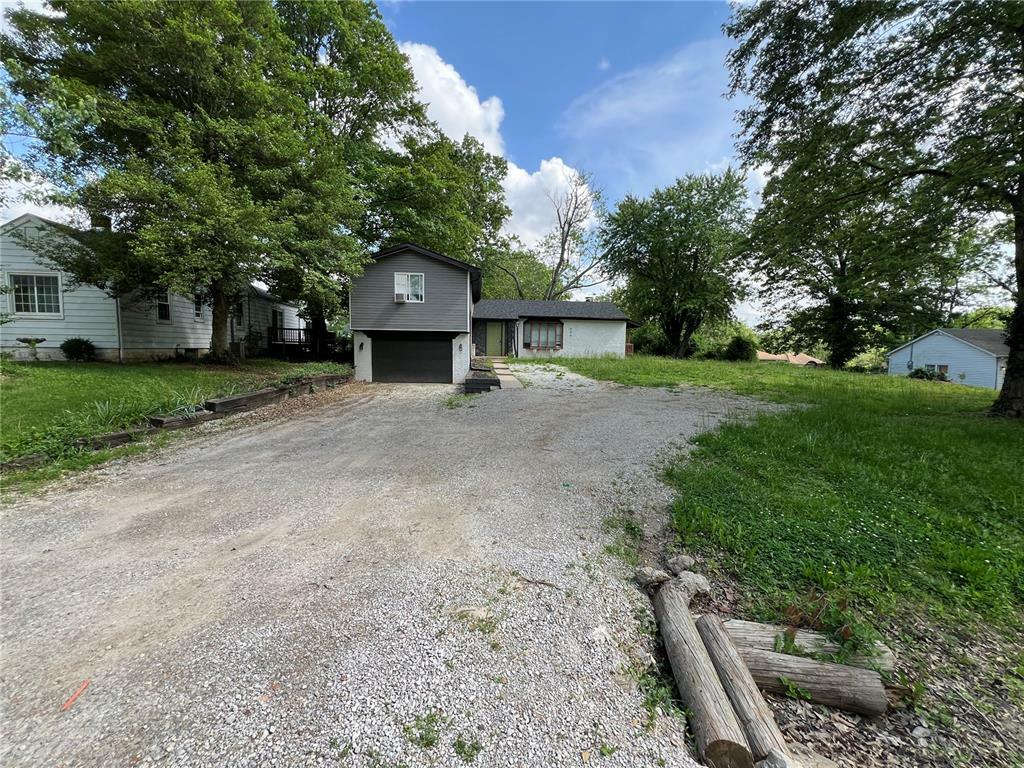 Property Photo: 604 S 16th Street IL 62220