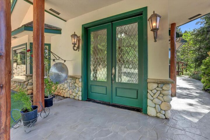 Property Photo: 13755 Kensington Kourt CA 95945