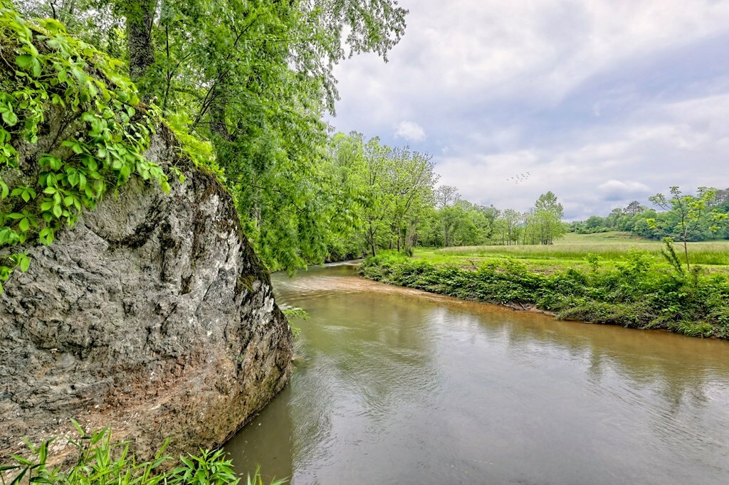 Property Photo: 6487 Old Hwy 64 W NC 28909