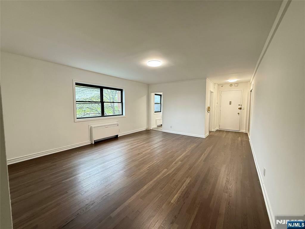 Property Photo:  3001 Edwin Avenue 5A  NJ 07024 
