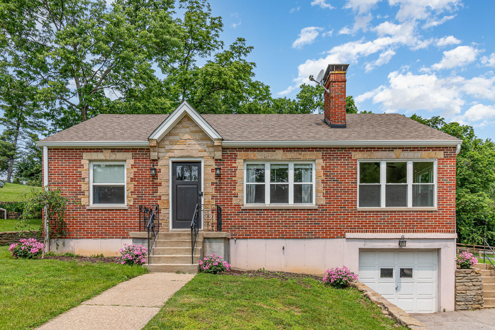Property Photo: 1634 Highland Pike KY 41011