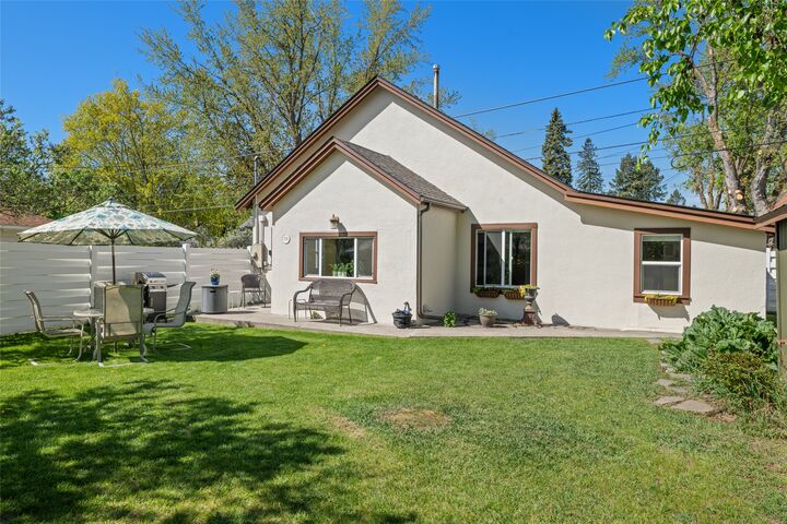 Property Photo:  776 1st Avenue  MT 59901 
