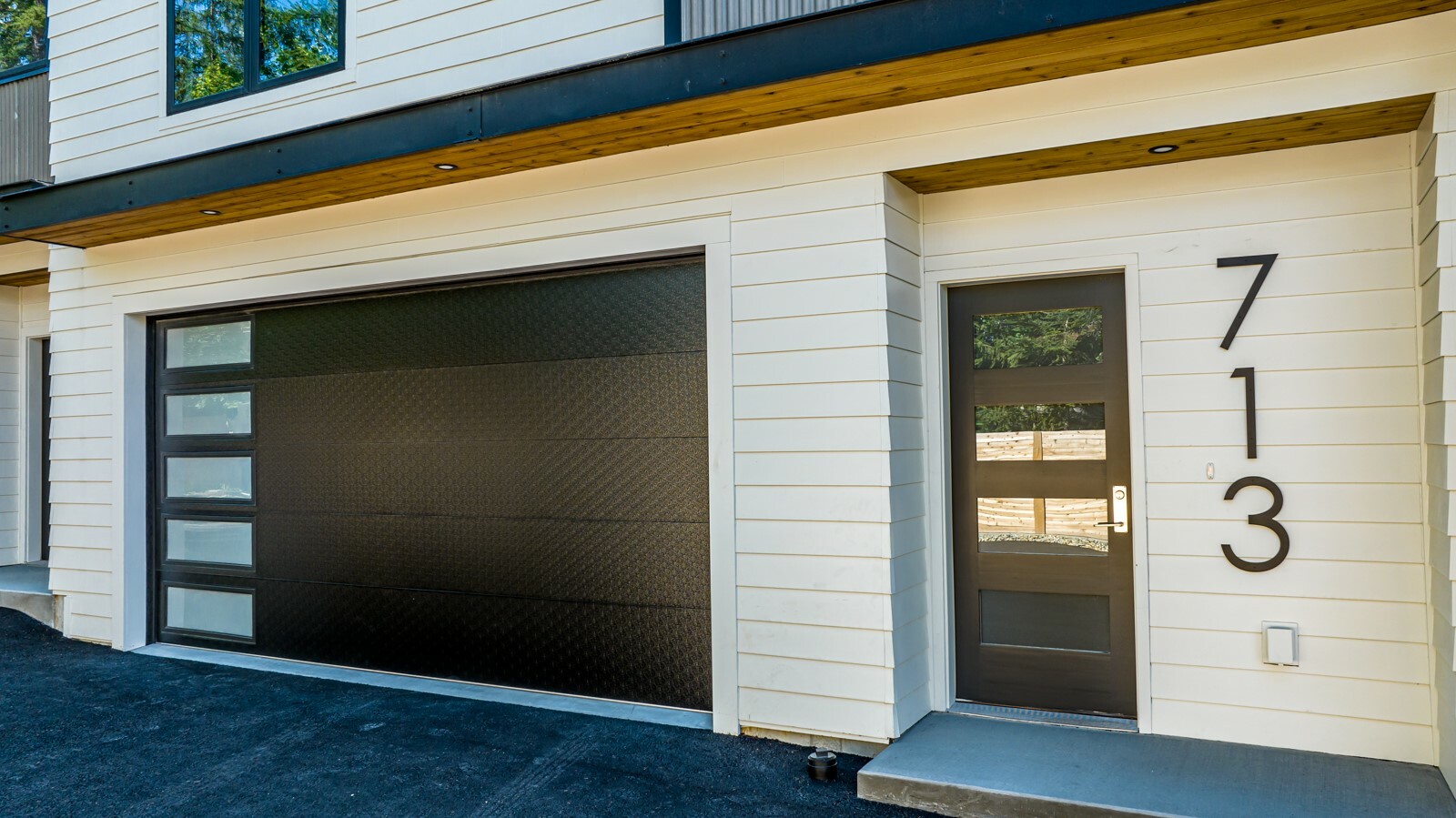 Property Photo:  713 W 2nd Street W  MT 59937 