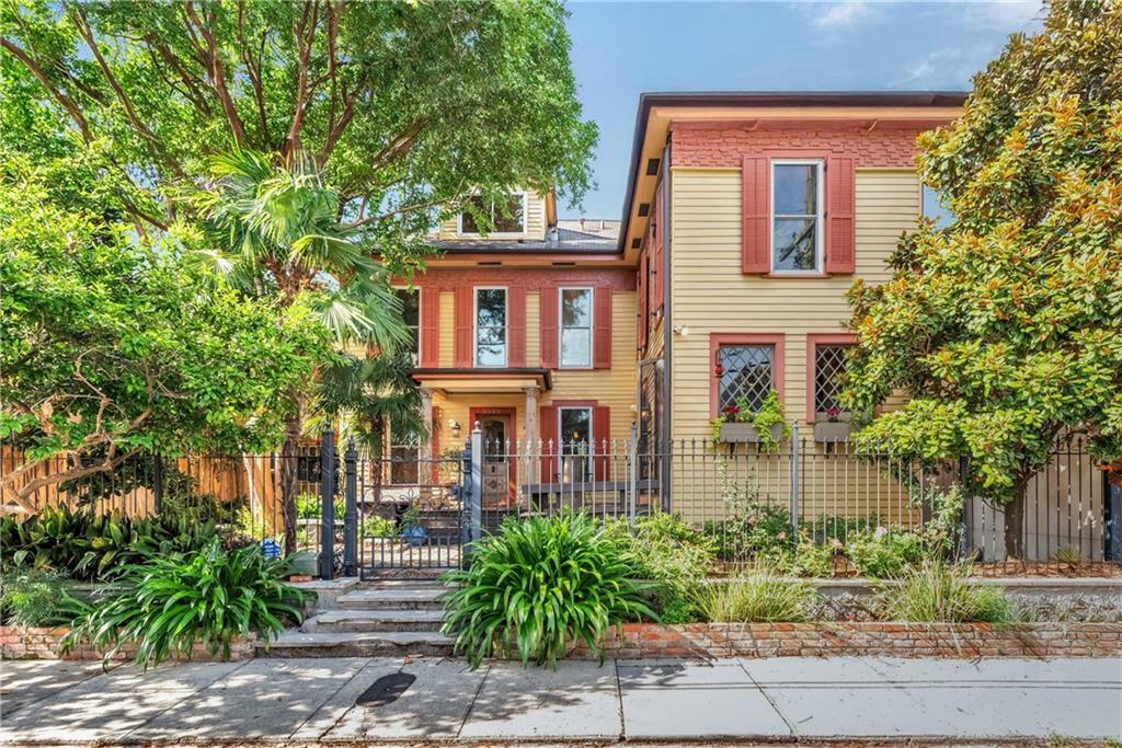 Property Photo: 5525 Garfield Street LA 70115