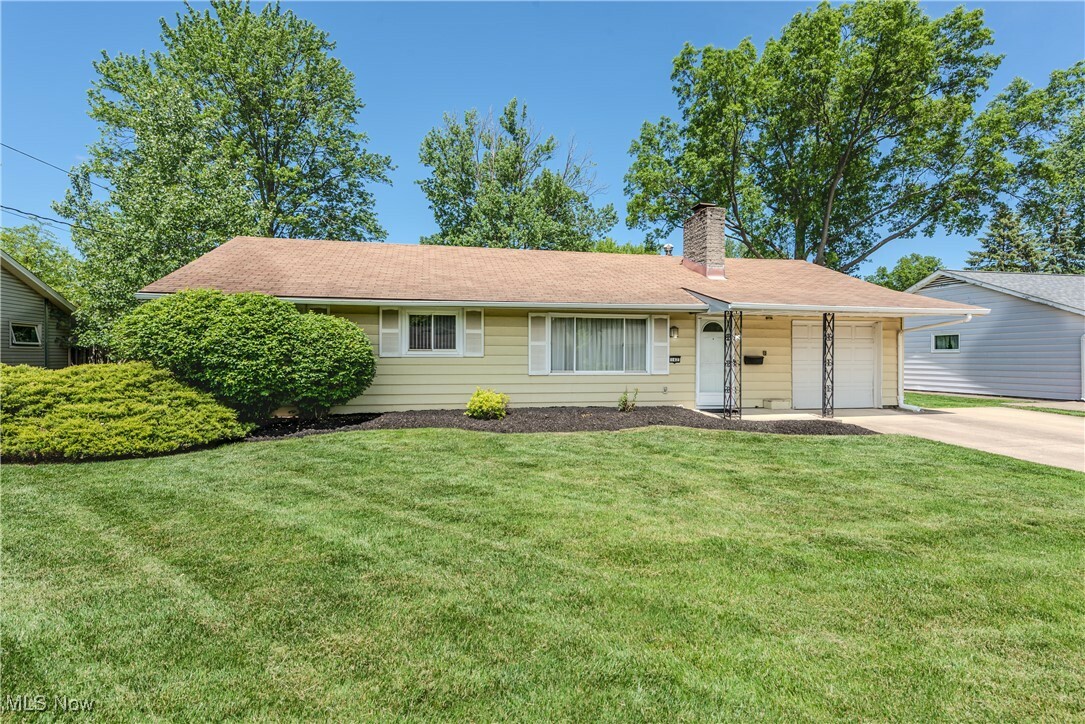 Property Photo: 142 Meadow Drive OH 44017