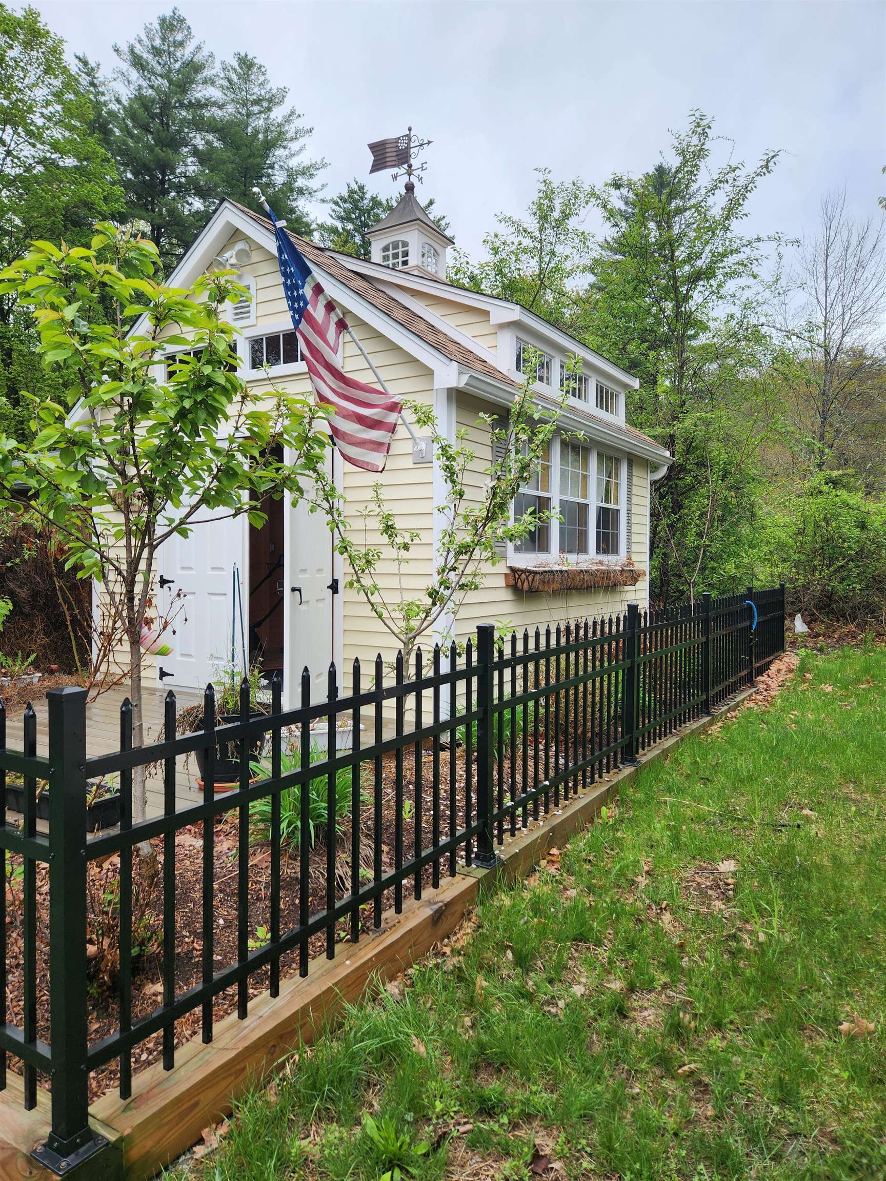 Property Photo: 5 Woodbury Street NH 03431